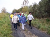 W Baranowie Sandomierskim pokazali, jak zdrowo chodzić z kijami 
