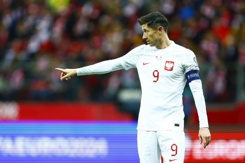 Lewandowski dramat! Zieliński dwie padliny! Brutalna ocena kadry Santosa [wideo]