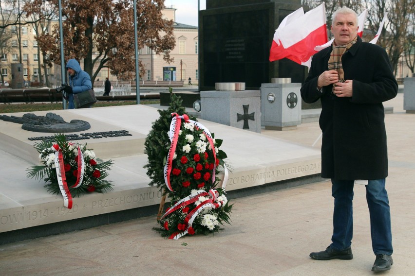 Lublin uczcił 188. rocznicę wybuchu Powstania Listopadowego. Kwiaty pod pomnikiem Nieznanego Żołnierza (ZDJĘCIA)
