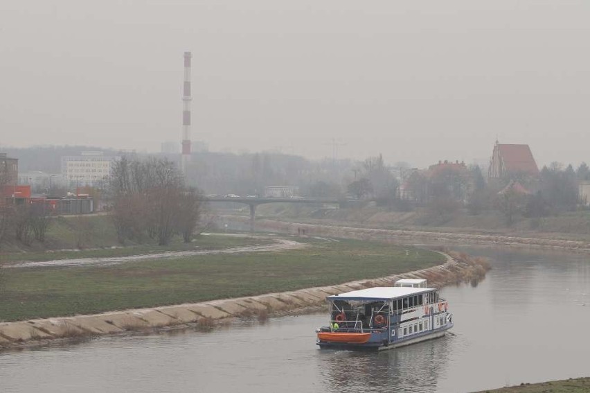 Prace obejmą oba brzegi rzeki na odcinku od mostu Przemysła...