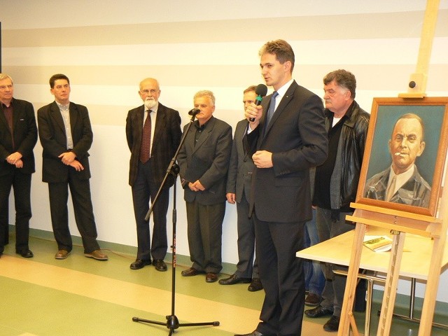 Laureatom gratulacje złożył w imieniu organizatorów marszałek województwa Adam Jarubas
