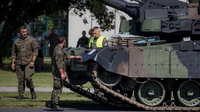 Tak wyglądały środowe przygotowania do Air Show 2023 w Radomiu. Zobaczcie zdjęcia na kolejnych slajdach.