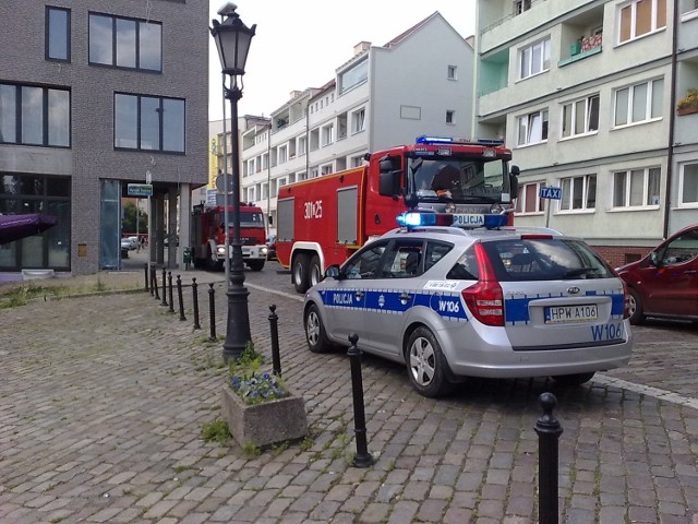 Ktoś rozlał kwas w restauracji na Rynku Siennym. Sprawcę walerianowego ataku zarejestrowały kamery monitoringu.