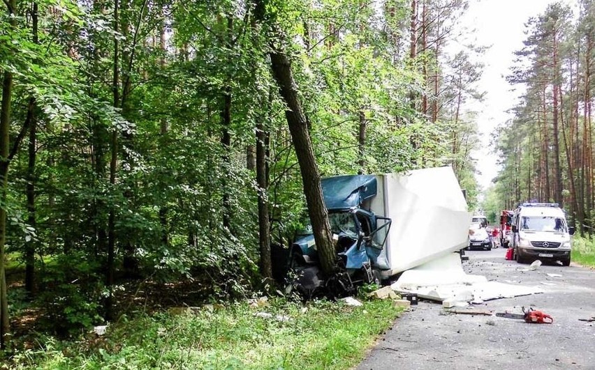 Wypadek między Klekotną i Kolonią Łomnicką.