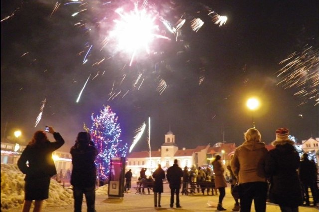 Wzorem lat ubiegłych miejskiego sylwestra nie będzie w Łomży, ale będzie pokaz fajerwerków.