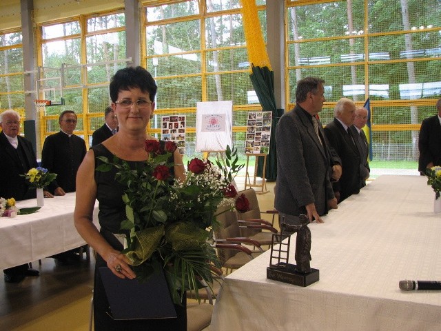 Grażyna Milachowska w imieniu stowarzyszenia odebrała w tym roku statuetkę św. Wawrzyńca. Duże Różowe Słońce nagrodzono za prace na rzecz dzieci, starszych i osób niepełnosprawnych