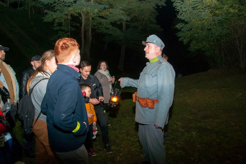 Nocne zwiedzanie fortu XIII San Rideau Twierdzy Przemyśl w...