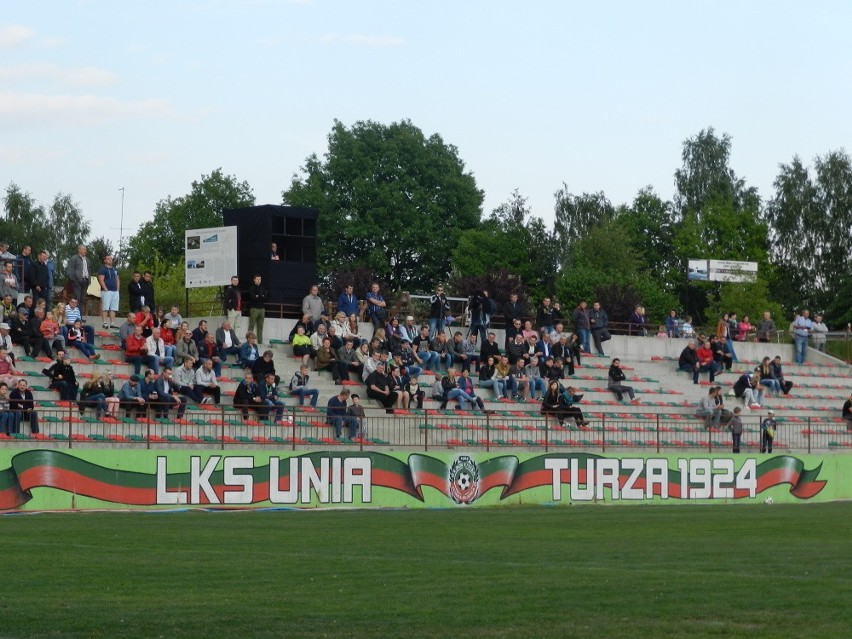 4. liga: Kibice na meczu Unia Turza Śląska - Podlesianka...