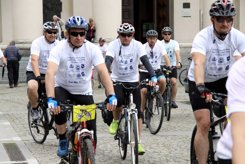 VI Rowerowa Pielgrzymka Policjantów na Jasną Górę (ZDJĘCIA)