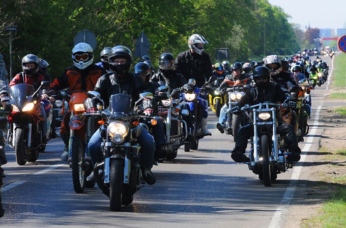 [wideo] Motory poświęcone, więc w drogę