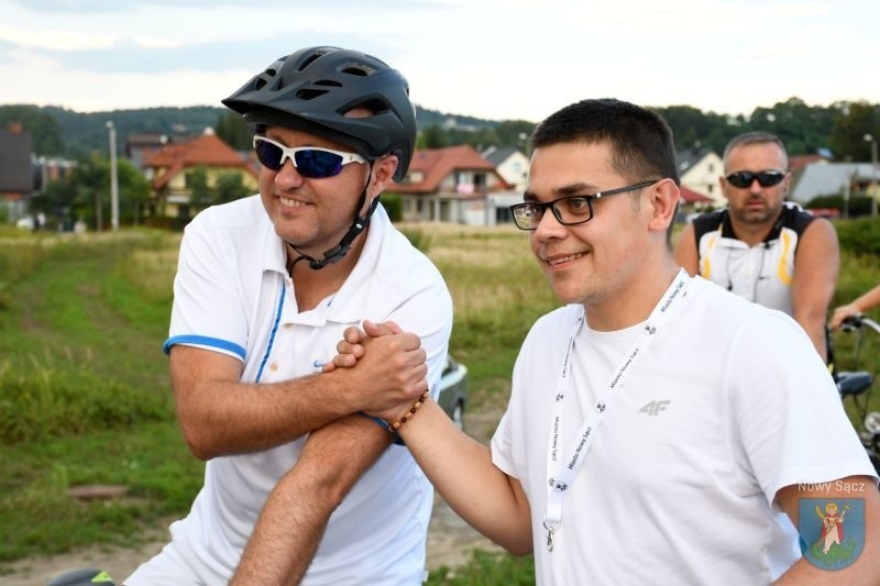 Nowy Sącz. Ścieżka pieszo-biegowo-rowerowa nad Kamienicą oficjalnie otwarta [ZDJĘCIA]