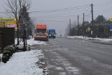 Kolejny atak zimy w Sandomierzu i powiecie sandomierskim. Pada mokry śnieg, trudna sytuacja na drogach. Zobacz zdjęcia
