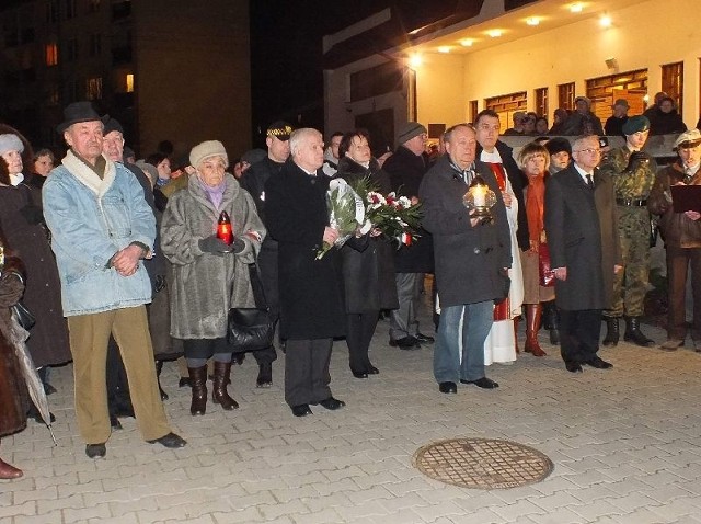 W uroczystości wzięli udział mieszkańcy Starachowic oraz przedstawiciele wielu organizacji i władze samorządowe.