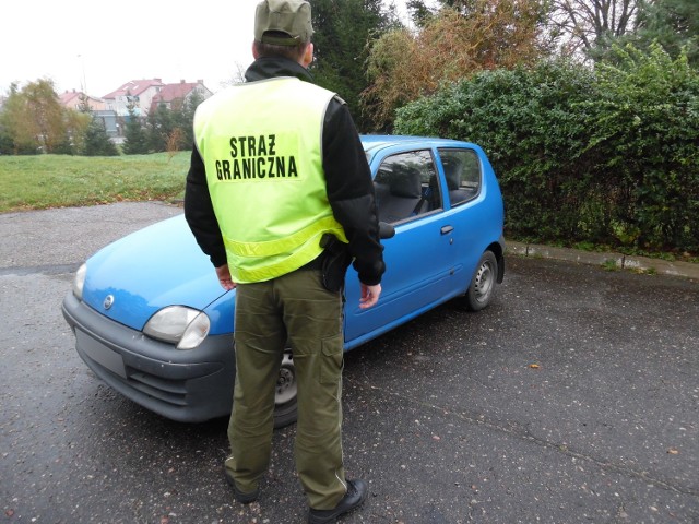 Zabezpieczone, kradzione seicento