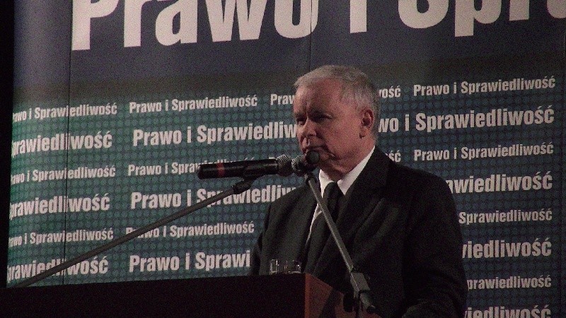 JAROSŁAW KACZYŃSKI W BIAŁYMSTOKU. Na spotkanie przyszły tłumy [FOTO] [CAŁE PRZEMÓWIENIE WIDEO]