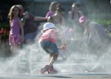 Alert RCB. Instytut Meteorologii i Gospodarki Wodnej ostrzega: burze z gradem i upały