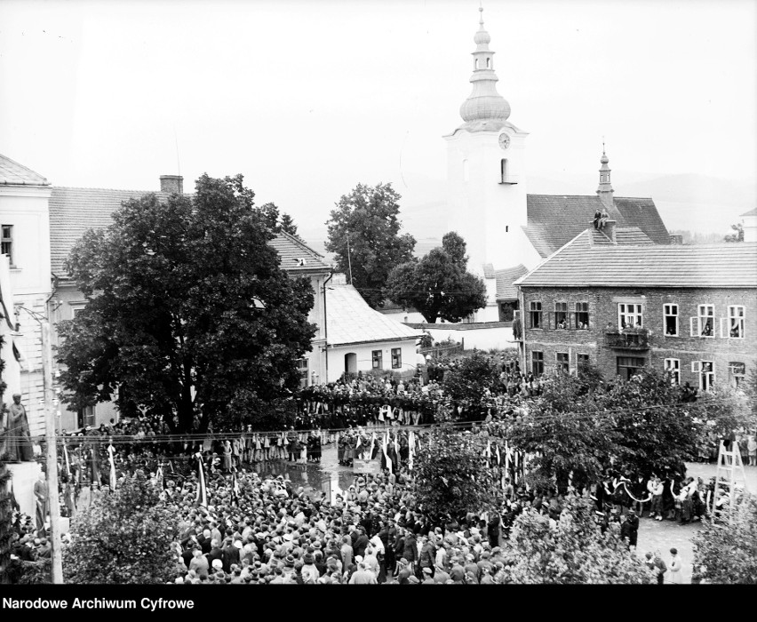 Nowy Targ na starych fotografiach. Zobacz jak wyglądała lata temu stolica Podhala