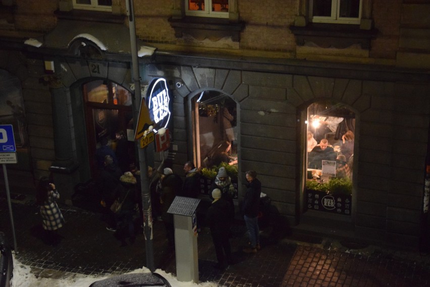 Restauracja Bułkęs w Katowicach otwarta mimo pandemii....