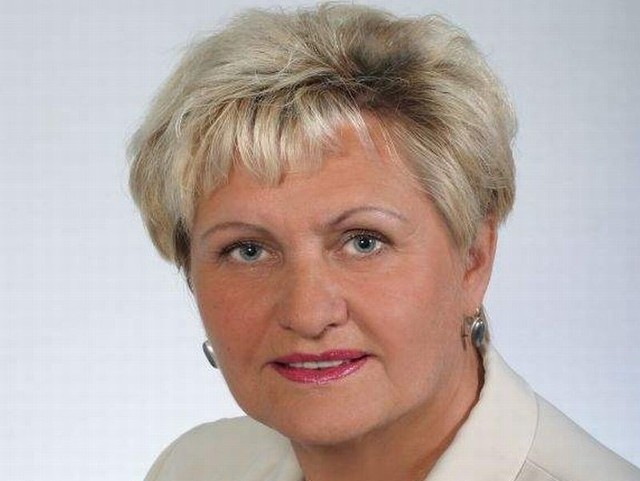 Kazimiera Jakubowska jest emerytowaną nauczycielka, bardzo aktywną w kobiecych kręgach