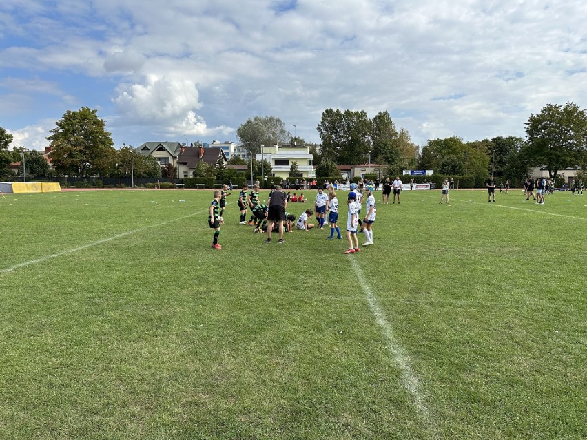 Młodzi rugbyści rywalizowali w Częstochowie. Dzieci i młodzież grali w rugby w 4 kategoriach wiekowych
