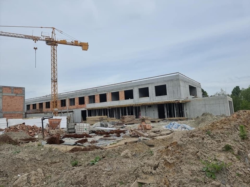 W Wieliczce powstaje centrum edukacyjne dla ok. 450 dzieci....