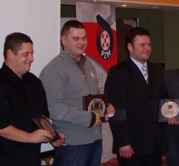 Od lewej: Dariusz Łuczyński, Andrzej Wróbel i Marcin Kozłowski - medaliści MP.