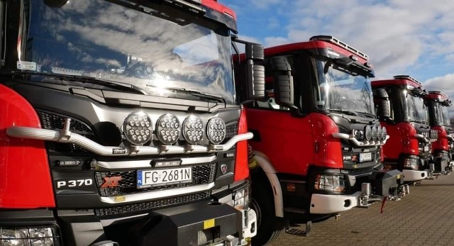 Kolejne nowe samochody gaśnicze trafią do lubuskich strażaków.
