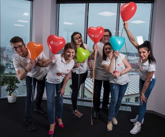 Zarząd Fundacji Jesteśmy Blisko we Włoszczowie dziękuję wszystkim ludziom za podzielenie się 1 procentem podatku dochodowego w 2017 roku.