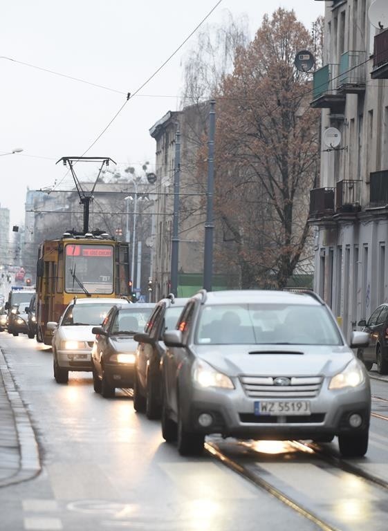 UWAGA! Tramwaje i samochody pojadą inaczej wokół dworca Łódź Fabryczna