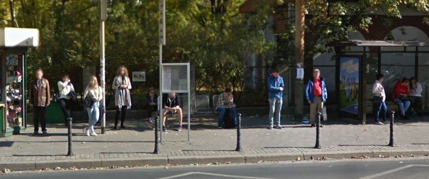 Tak się żyje na wrocławskim trójkącie. Przedmieście Oławskie i jego mieszkańcy w kamerach Google Street View [ZDJĘCIA]