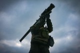 Polska broń w wojnie na Ukrainie. "Piorun" w rękach ukraińskiego żołnierza strącający rosyjskiego drona na froncie [FILM]