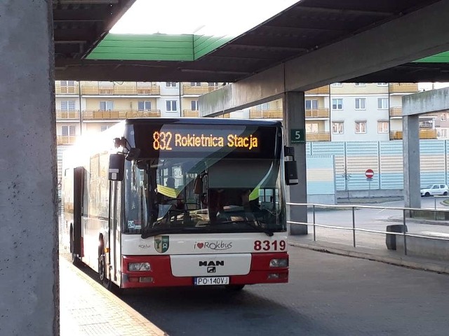 W środę w linii autobusowej 832, jak twierdzi jeden z pasażerów, miało dojść do skandalicznego zachowania kontrolerów biletów.