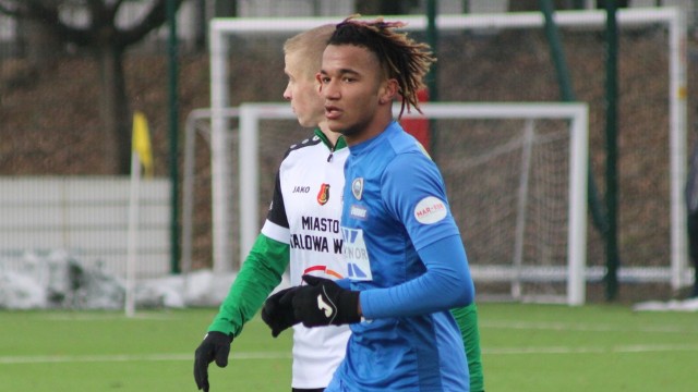 Anthony Ikwuka zimą 2023 r., podczas sparingu ze Stalą Stalowa Wola. 28 maja zadebiutował w II lidze w meczu ze Śląskiem II Wrocław