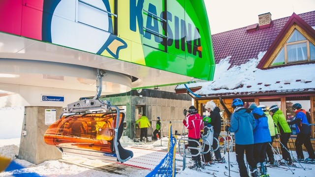 Te stacje narciarskie na Sądecczyźnie i Limanowszczyźnie są już otwarte, albo otworzą się w ten weekend. Zobacz, gdzie można poszusować, sprawdź aktualne promocje i godziny otwarcia.