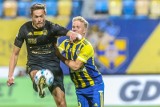 Fortuna 1. Liga. Arka Gdynia w efektownym stylu ograła Widzewa Łódź! Trzy bramki żółto-niebieskich [18.08.2021]