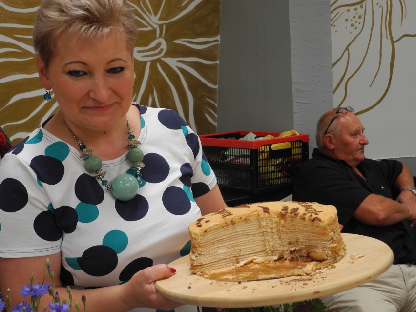 Joanna Kuzyka. Prowadzi gospodarstwo i piecze ciasta...