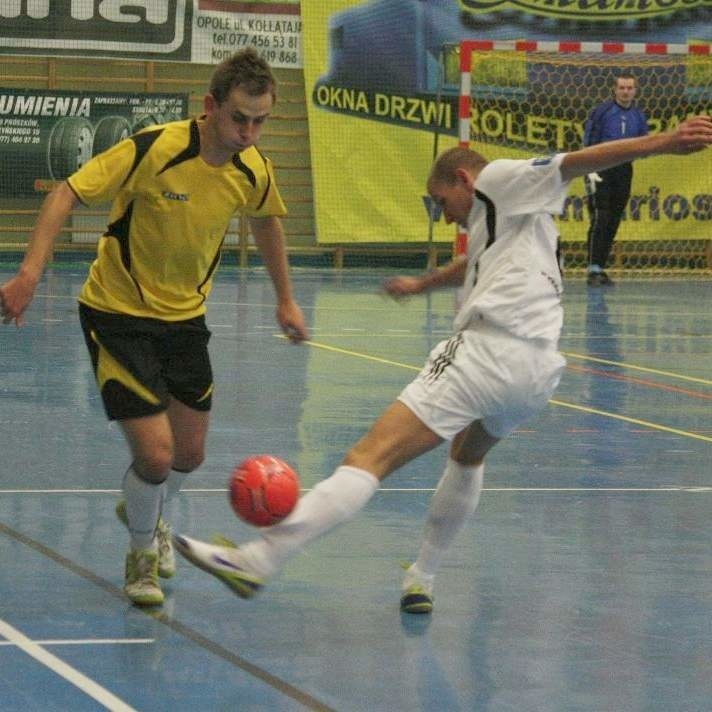 II liga futsalu Marioss Gazownik Wawelno - Reneks Grajów 4:6