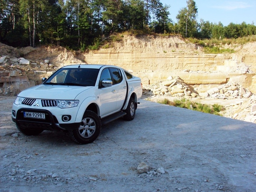 Mitsubishi L200 Storm  Fot: Przemysła Pepla