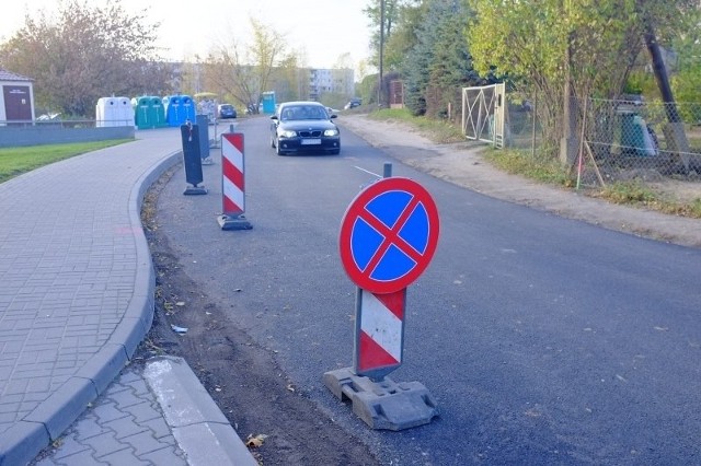 Jasna Rola: Dziury zastąpi asfalt i kostka brukowa