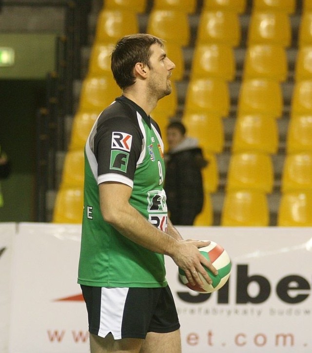 Krzysztof Makaryk przez kolejny sezon będzie występował w Farcie Kielce.