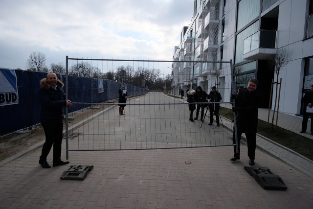 Poznań: Nowy odcinek ulicy Prusa otwarty. Krótszą drogą dojedziemy do Zwierzynieckiej [ZDJĘCIA]