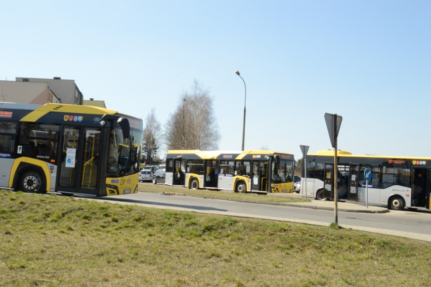  Olkuskie. Kierowcy autobusów muszą sprzedawać bilety pasażerom, a nie chcą tego robić