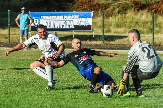 Piłkarze SP Zawisza Bydgoszcz awansowali do klasy okręgowej i bardzo chcieliby grać w swoim mieście.