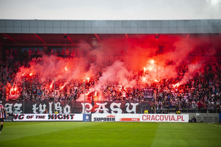 Derby Krakowa 2022. Cracovia gra z Wisłą. Wysoka stawka meczu RELACJA NA ŻYWO