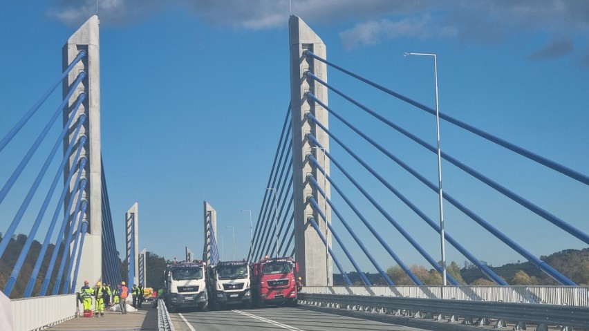 Otwarcie mostu w Kurowie na DK 75 już w poniedziałek. Kierowcy będą mogli skorzystać z nowej przeprawy u na drodze krajowej nr 75