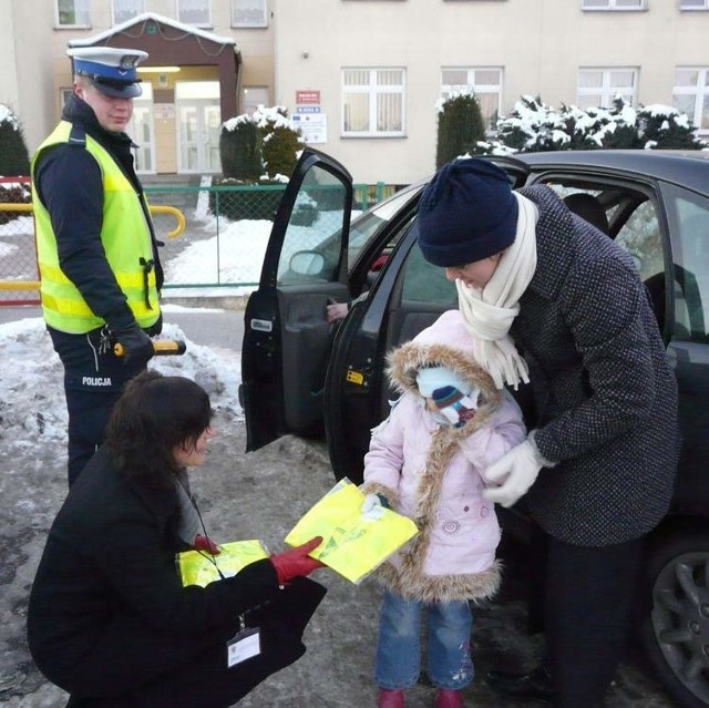 Policja przeprowadziła akcję przed Przedszkolem nr 35.