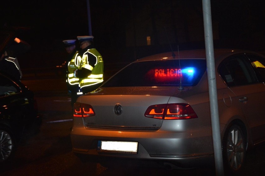 Akcja Bezpieczna ósemka w Suwałkach. Policjanci wystawili prawie 90 mandatów (zdjęcia)
