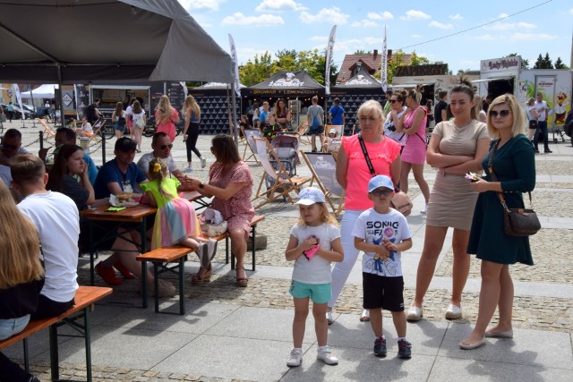 Trwa pyszny weekend z Żarciowozami w Daleszycach. W sobotę, 18 czerwca było smacznie i kolorowo dzięki Festiwalowi Kolorów.