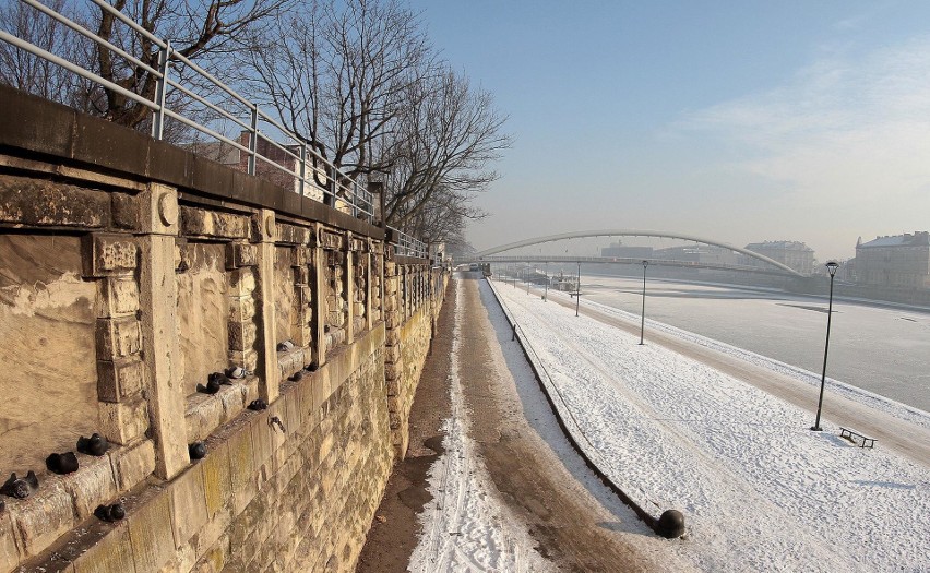 Smog nad Wisłą [ZDJĘCIA]