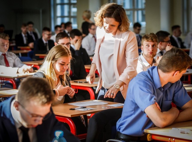 Matura 2019 - terminy egzaminów maturalnych. Sprawdź, kiedy odbędą się matury w 2019 roku [HARMONOGRAM MATUR 2019].